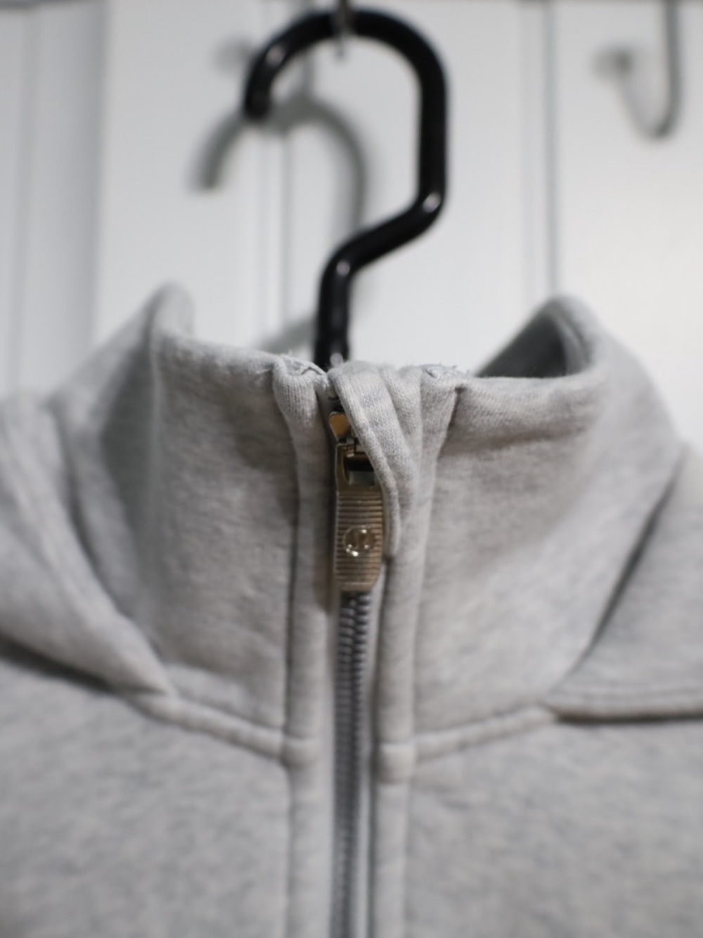 Lululemon Hooded Radiant Jacket Heathered Core Ultra Light Grey Womens Size 6 - Picture 4 of 10